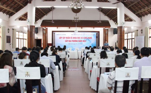 Tập huấn về Khoa học và Công nghệ cấp địa phương