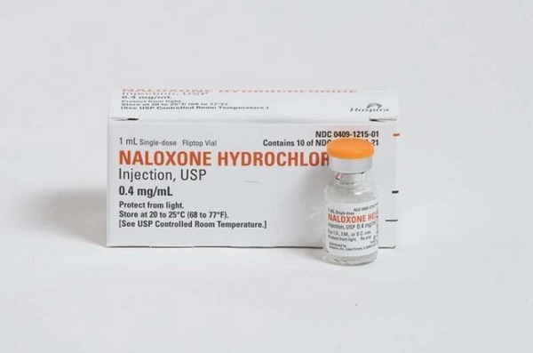 Sử dụng naloxone để để điều trị quá liều opioid