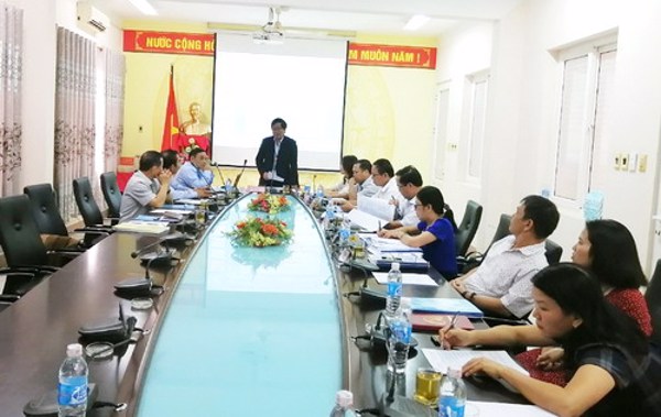 Hội đồng khoa học nghiệm thu đề tài: "Nghiên cứu chế tạo thử nghiệm lò đốt rác thải rắn sinh hoạt đạt công suất 500 - 700kg/giờ"