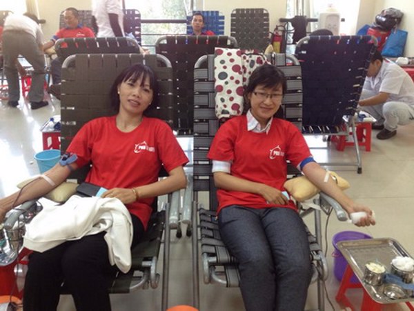 Chương trình Hiến máu tình nguyện “Ngày Pru tình nguyện” đợt 1 năm 2014