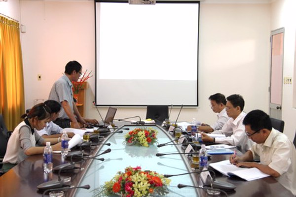 Hội đồng khoa học và công nghệ xét duyệt đề tài cấp cơ sở: “Khảo sát tình hình sản xuất cây hồ tiêu trên địa bàn huyện Krông Búk, tỉnh Đắk Lắk”