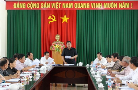 Quang cảnh cuộc họp.