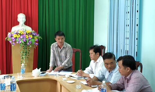 Ông Y Thức Êban – Phó Chủ tịch UBND huyện, Chủ tịch Hội đồng KH&CN huyện phát biểu tại buổi làm