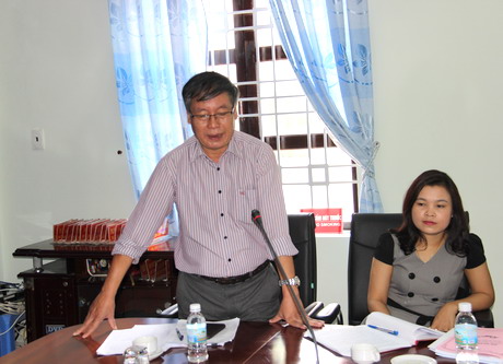 Đồng chí Đinh Khắc Tuấn - tỉnh ủy viên, Giám đốc Sở, phát biểu tại buổi làm việc
