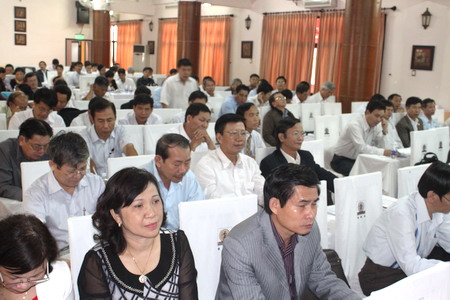 Các đại biểu tham dự hội thảo
