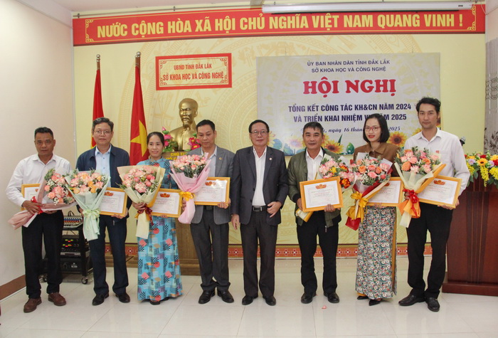 Hội nghị tổng kết công tác khoa học và công nghệ năm 2024 và triển khai nhiệm vụ năm 2025