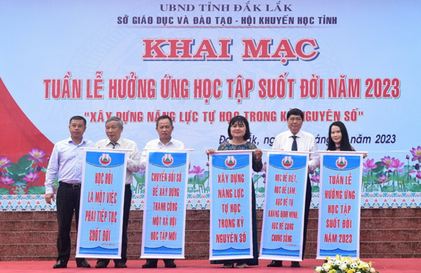 Khai mạc Tuần lễ hưởng ứng học tập suốt đời năm 2023