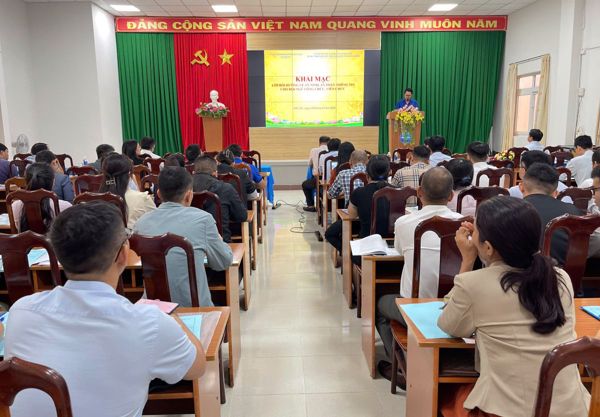 Lớp bồi dưỡng về an ninh, an toàn thông tin cho công chức, viên chức