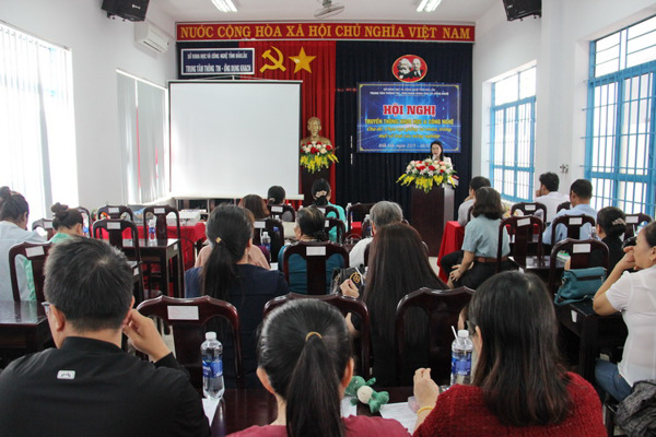 Hội nghị truyền thông Khoa học và Công nghệ:  Chọn tạo giống và nhân, trồng một số loại cây nông nghiệp