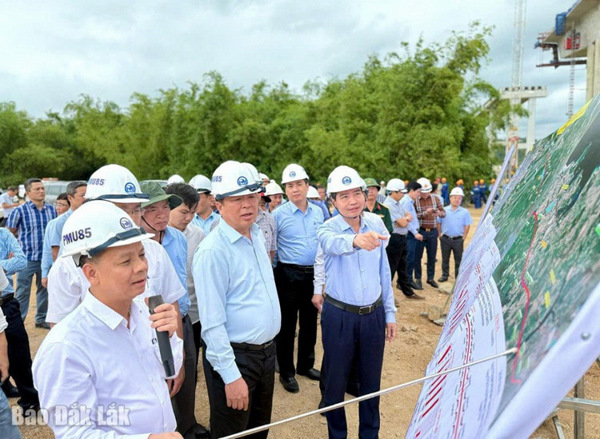 Phát huy vai trò kiến tạo, định hướng chiến lược, xây dựng Đắk Lắk trở thành cực tăng trưởng quan trọng của khu vực