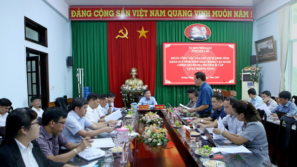 Chủ tịch UBND tỉnh Đắk Lắk khảo sát thực tế tình hình hoạt động, vận hành chính quyền địa phương 02 cấp tại xã Krông Năng và phường Buôn Hồ