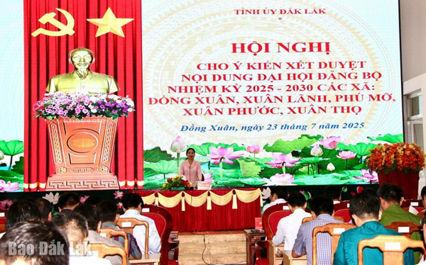 Khẩn trương hoàn thiện các văn kiện Đại hội Đảng bộ cấp xã