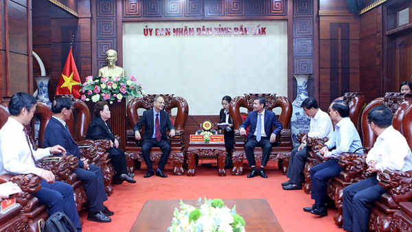 UBND tỉnh tiếp và làm việc với đoàn chuyên gia, nhà khoa học Israel về lĩnh vực công nghệ cao