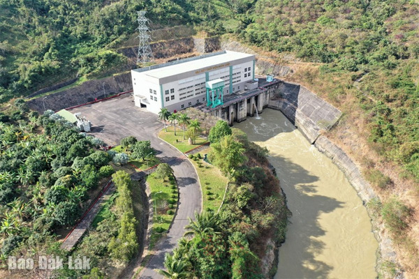 Chuyển biến tích cực trong thu ngân sách