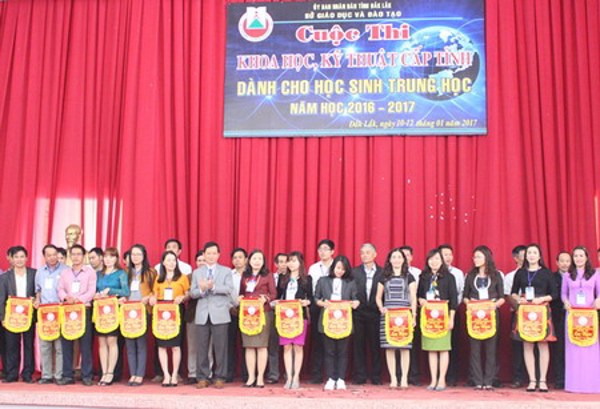 173 sản phẩm, dự án tham dự Cuộc thi khoa học - kỹ thuật cấp tỉnh dành cho học sinh trung học năm học 2016-2017