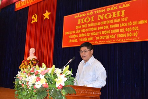 Hội nghị cán bộ chủ chốt của tỉnh