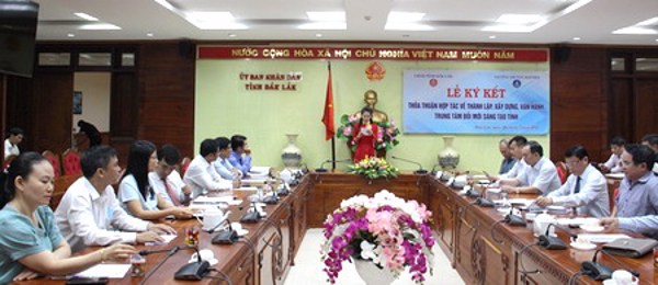 Đắk Lắk ký kết thỏa thuận hợp tác xây dựng, vận hành Trung tâm đổi mới sáng tạo tỉnh