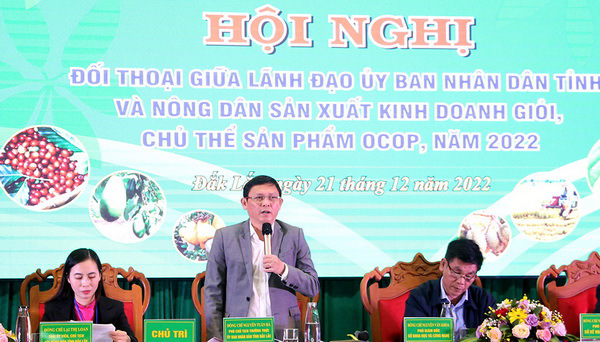 Lãnh đạo UBND tỉnh đối thoại với nông dân sản xuất kinh doanh giỏi, chủ thể sản phẩm OCOP năm 2022