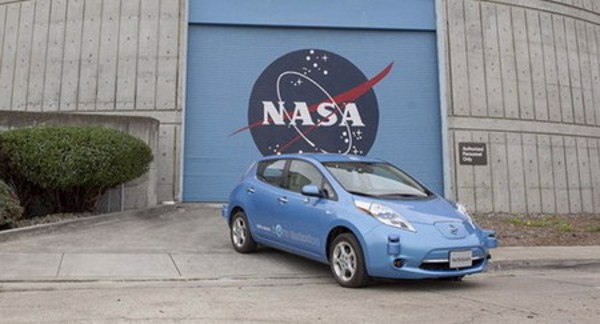 Nissan bắt tay NASA phát triển công nghệ tự lái