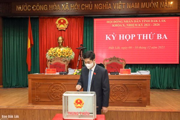 Kỳ họp thứ Ba, HĐND tỉnh khóa X: Sôi nổi thảo luận các giải pháp phát triển kinh tế - xã hội