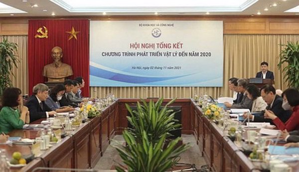 Hội nghị tổng kết Chương trình Phát triển vật lý đến năm 2020