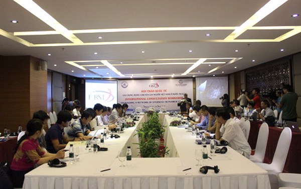 Hội thảo “Xây dựng mạng chuyên gia người Việt Nam ở nước ngoài”