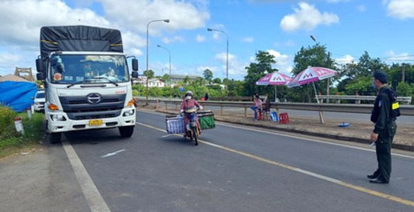 Tăng cường phối hợp hỗ trợ lưu thông, tiêu thụ nông sản