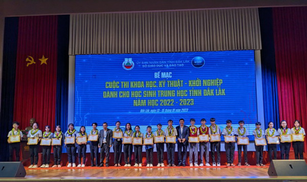 Bế mạc Cuộc thi Khoa học, Kỹ thuật – Khởi nghiệp dành cho học sinh trung học tỉnh Đắk Lắk, năm học 2022 - 2023