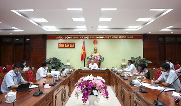 UBND tỉnh họp góp ý công trình Sân vận động trung tâm thuộc Khu liên hợp thể dục thể thao vùng Tây Nguyên