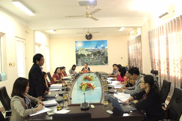Hội đồng nghiệm thu đề tài KH&CN cấp cơ sở: "Thực trạng và giải pháp nâng cao hiệu quả công tác dân vận ở vùng đồng bào dân tộc thiểu số trên địa bàn tỉnh Đắk Lắk"