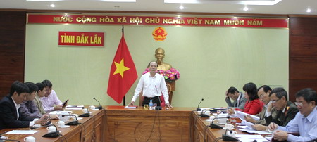 Chủ tịch UBND tỉnh Phạm Ngọc Nghị phát biểu tại cuộc họp