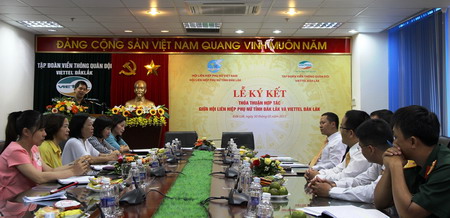 Quang cảnh buổi Lễ ký kết.