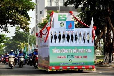 Lễ ra quân hưởng ứng sử dụng xăng E5 RON 92 tại Đà Nẵng. 